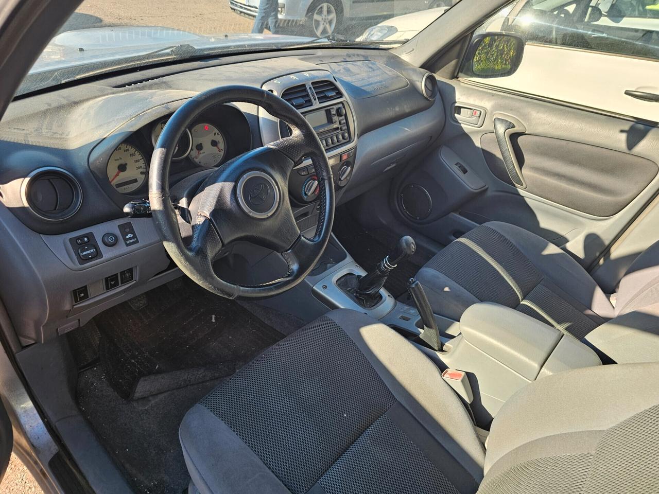 Toyota RAV 4 RAV4 2.2 D-4D 136 CV Sol