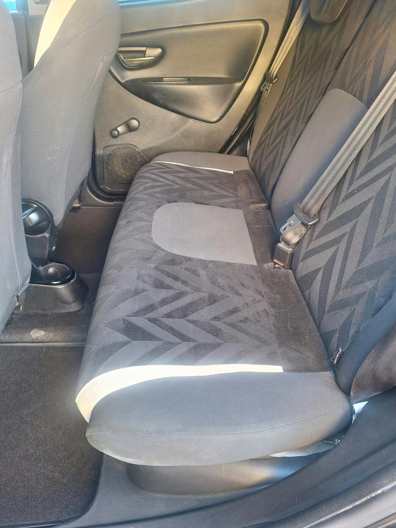 Lancia Ypsilon 1.3 MJT 16V 95 CV 5 porte S&S Gold