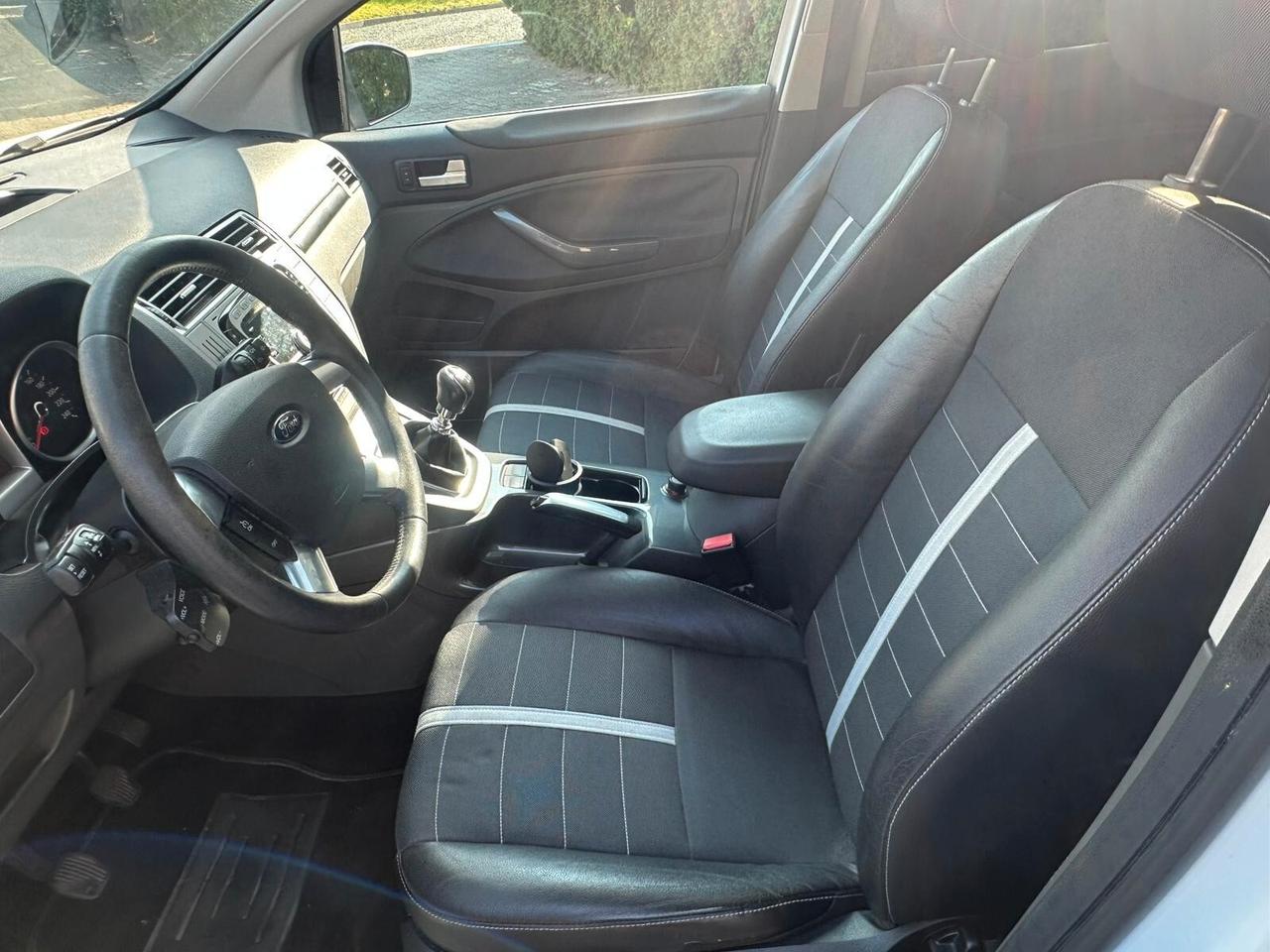 Ford Kuga 2.0 TDCi 136 CV 4WD Titanium DPF