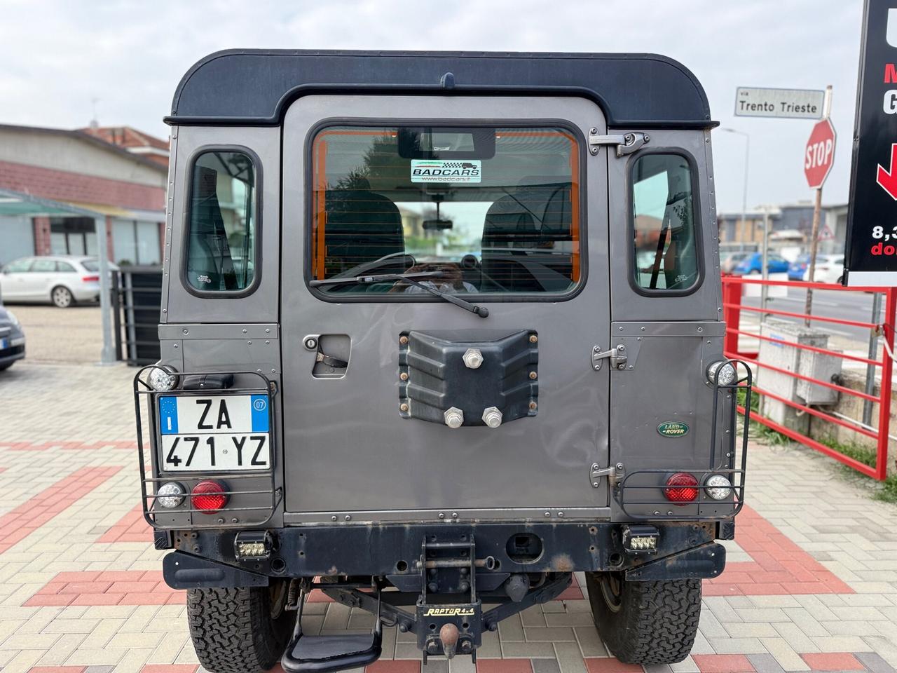 Land Rover Defender 90 2.4 TD4 4 POSTI 3 PORTE E
