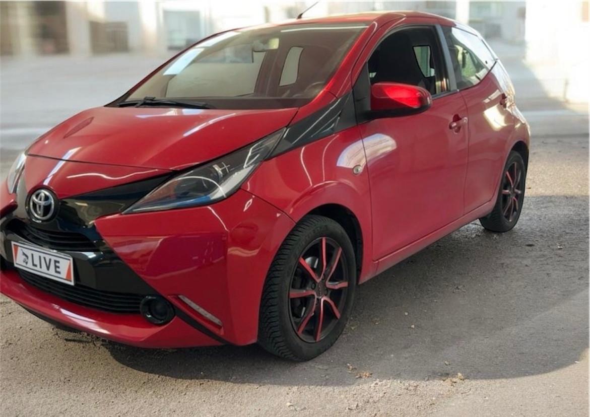Toyota Aygo 1.0 x-play