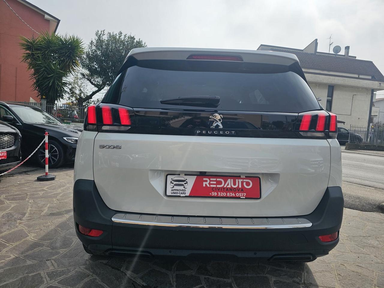 Peugeot 5008 BlueHDi 130 S&S EAT8 Allure Pack