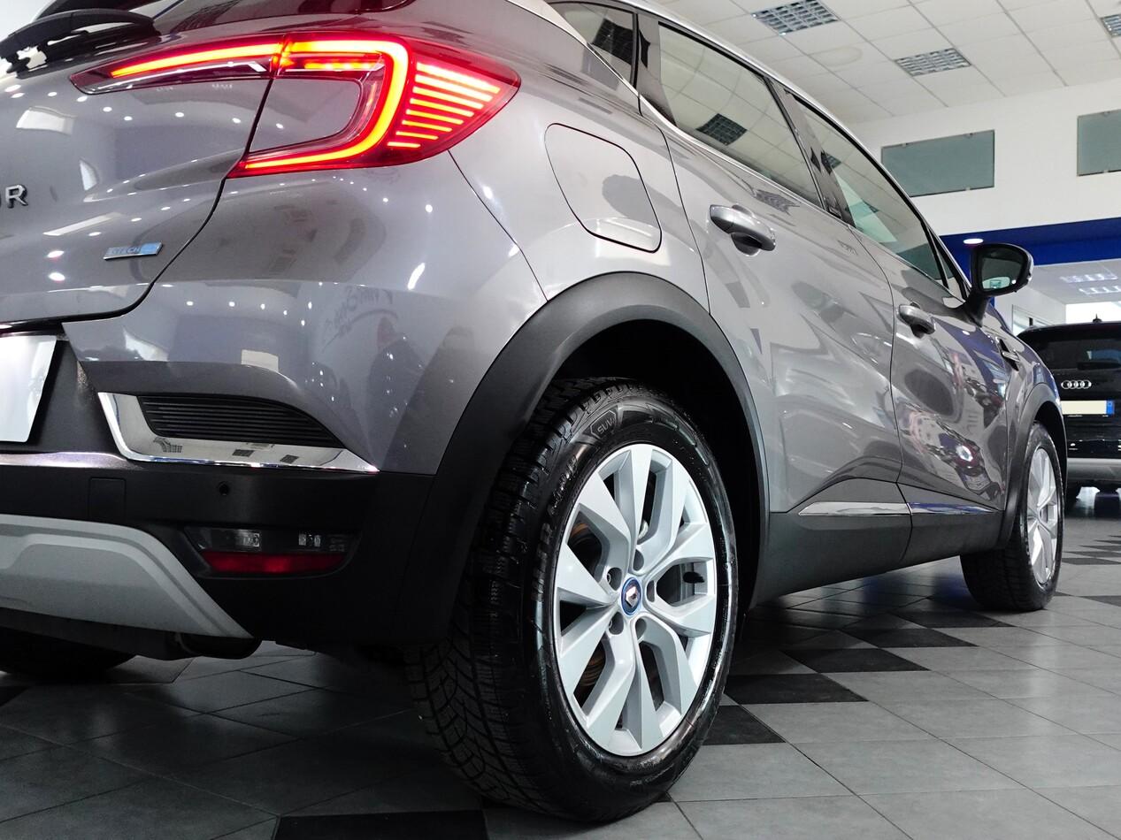 Renault Captur 1.6 E-TECH PHEV 160 CV INTENS