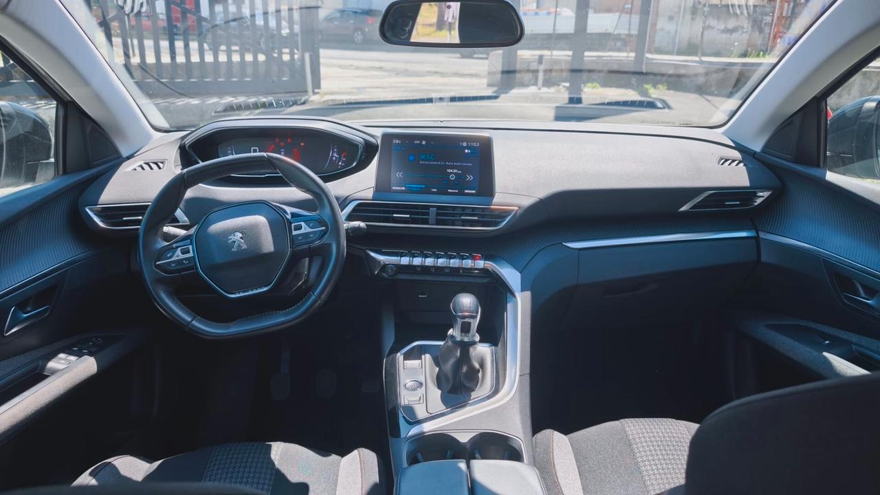 Peugeot 3008 BlueHDi 130 S&S Active Pack