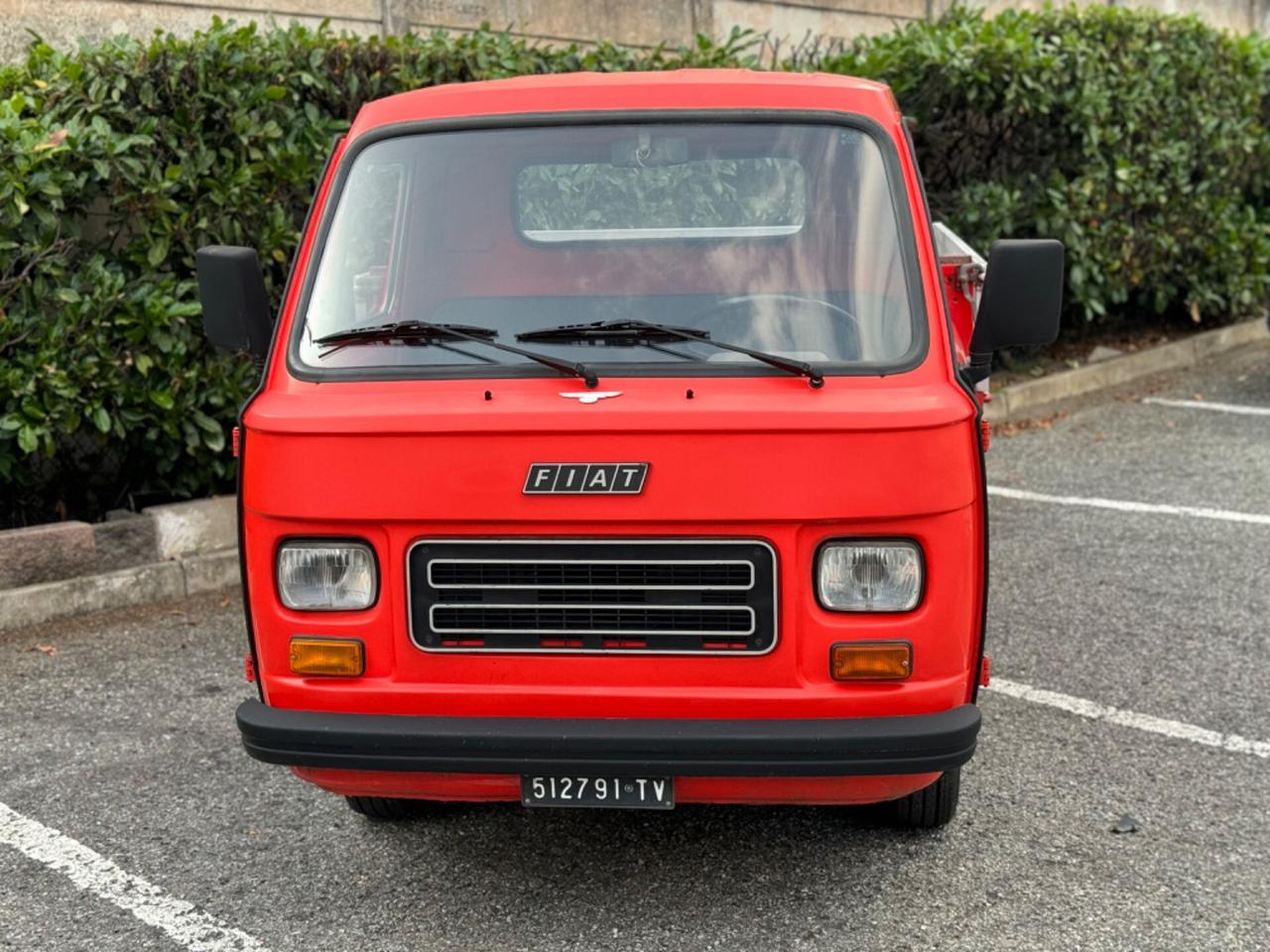 Fiat 900T - il furgoncino “Tuttofare”