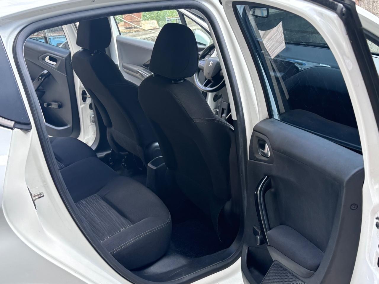 Peugeot 208 1.2 VTi 82 CV 5 porte Active