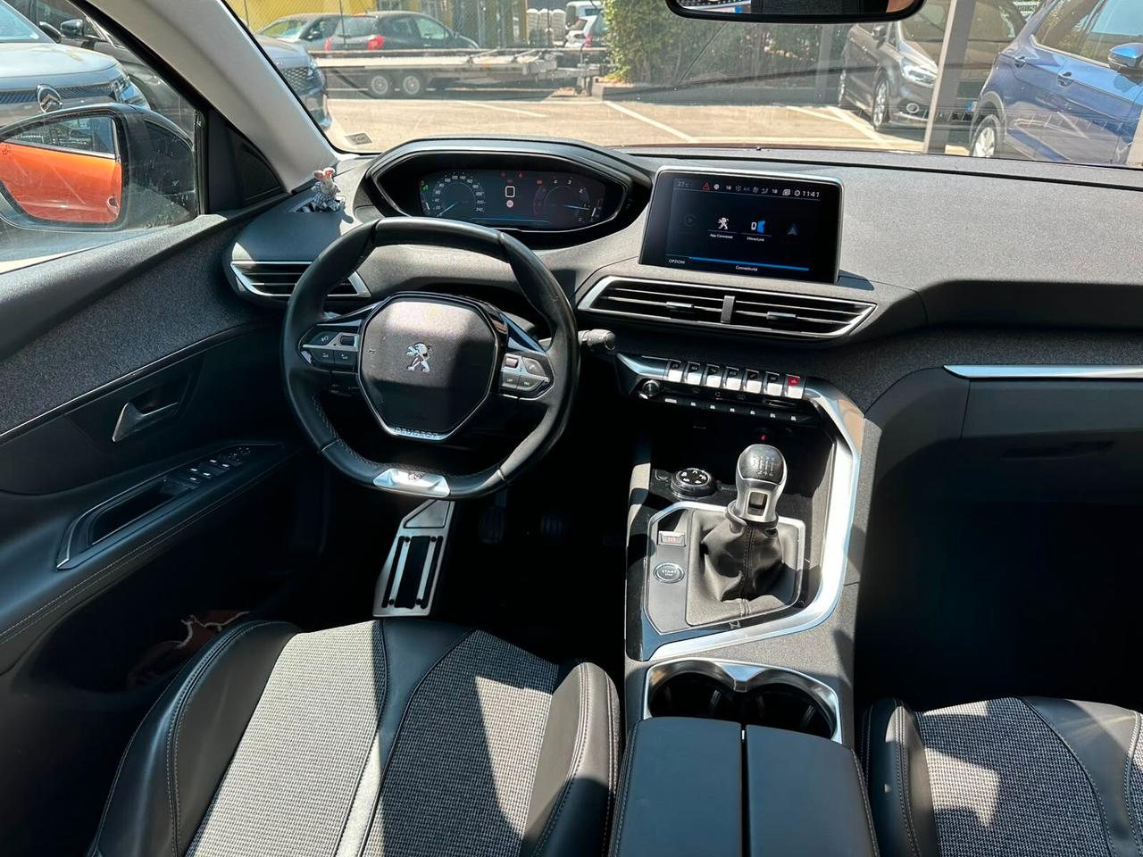 Peugeot 3008 BlueHDi 130 S&S Allure