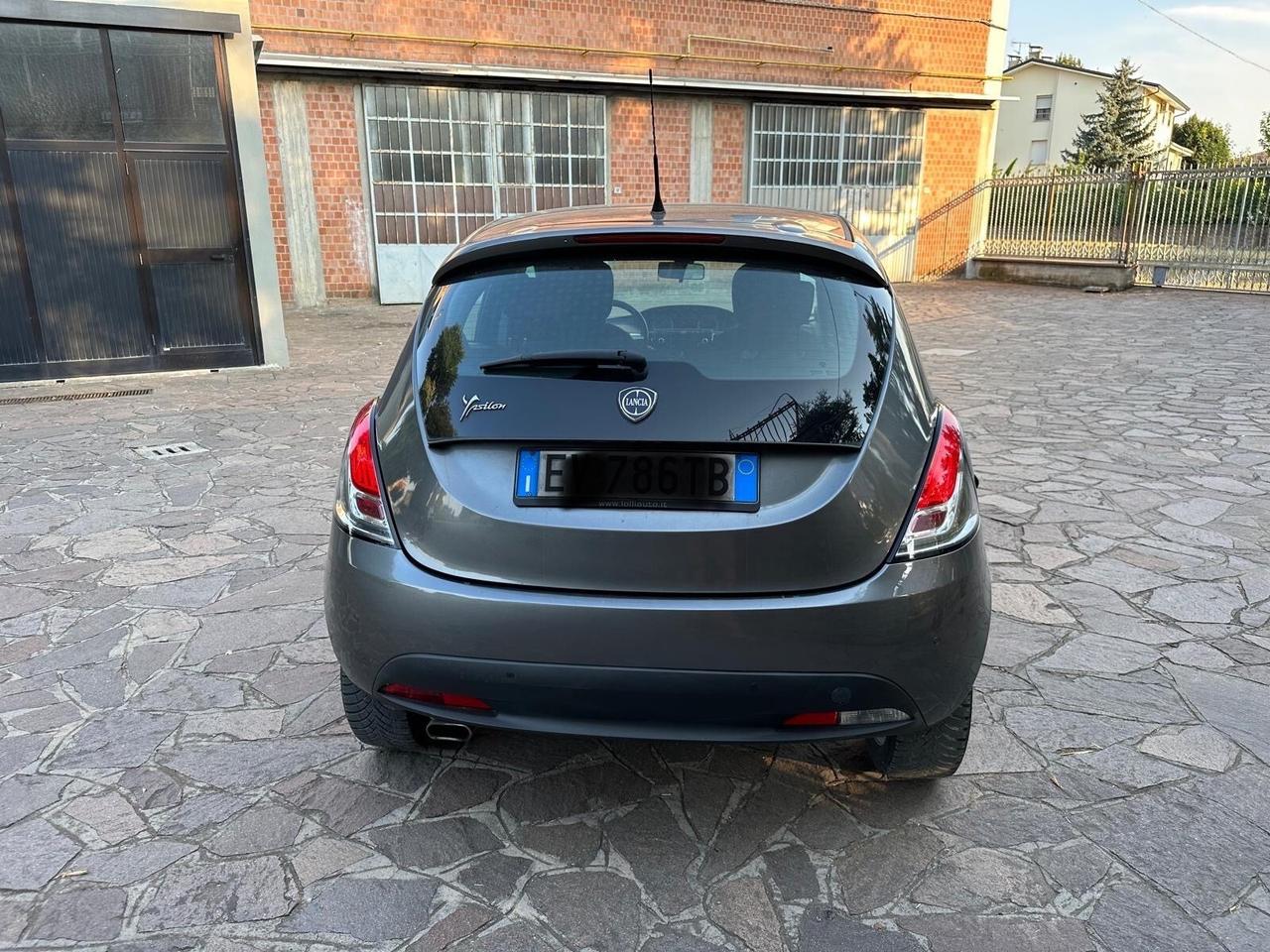 Lancia Ypsilon 1.2 69 CV 5 porte GPL Ecochic Gold NEOPATENTATI