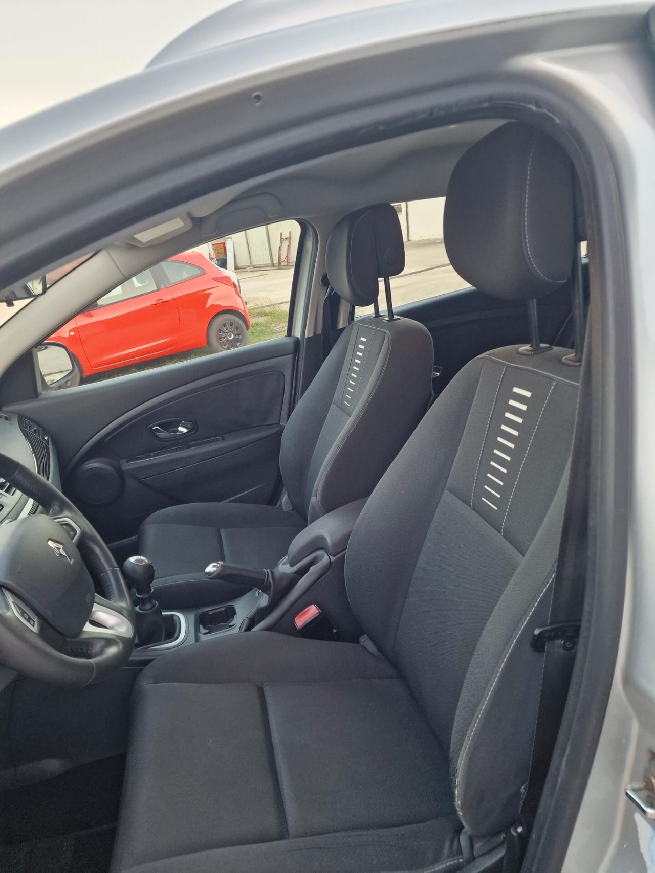 Renault Mégane 1.5 dCi 110CV SporTour Attractive