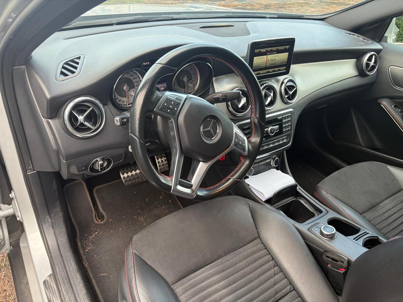 Mercedes-benz GLA 200 220 CDI Automatic 4Matic Premium