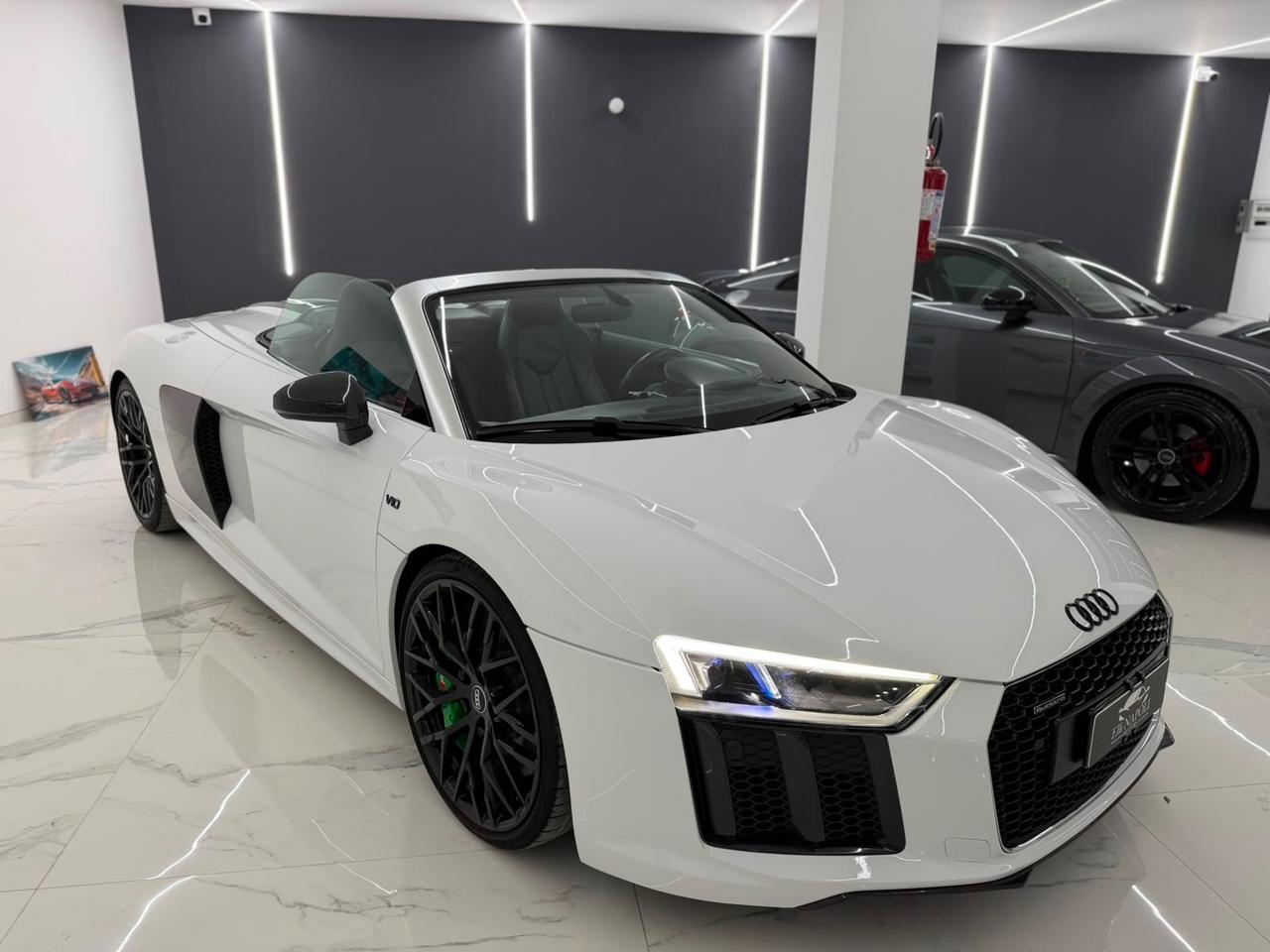 Audi R8 Spyder 5.2 FSI quattro S tronic