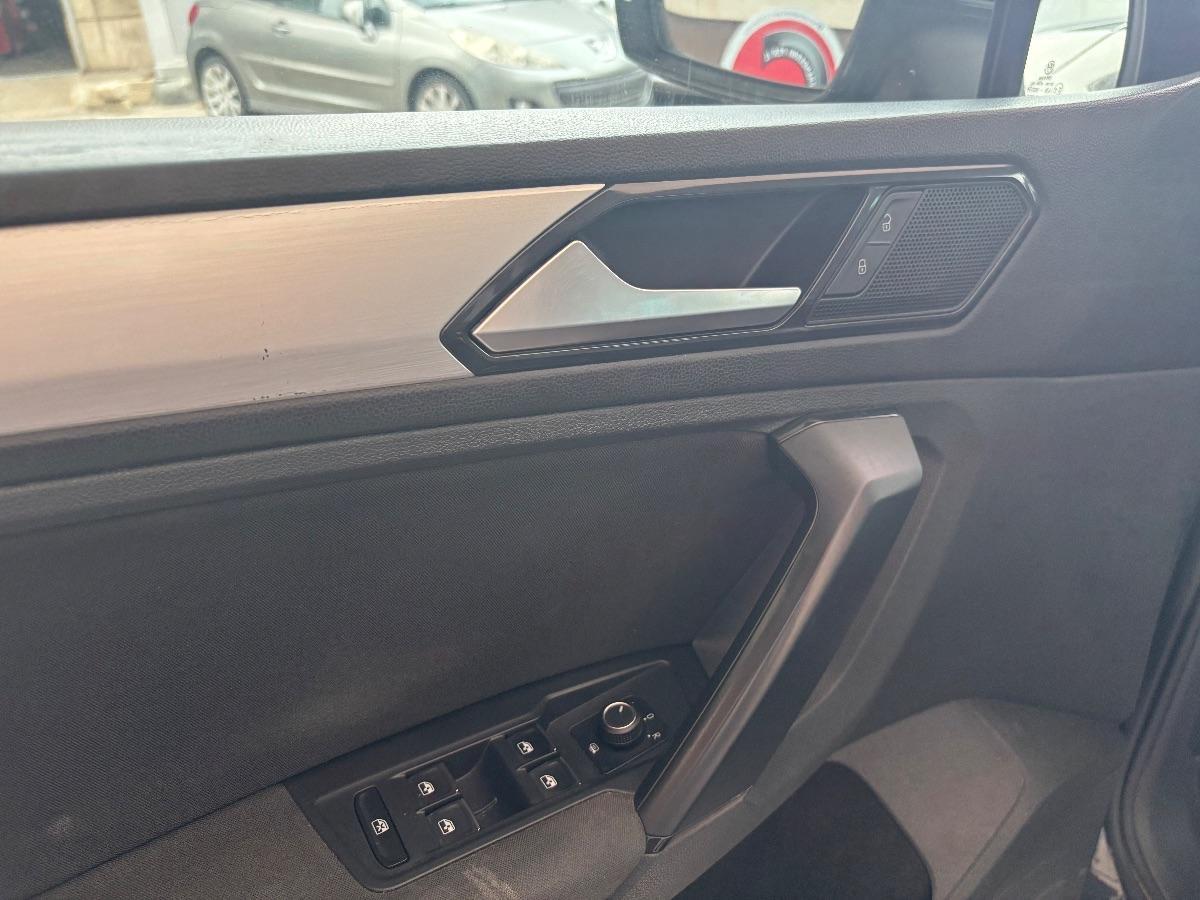 VOLKSWAGEN - Tiguan - 2.0 TDI Business BMT
