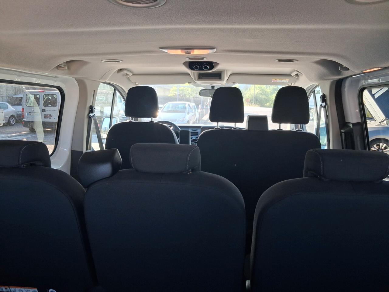 Ford Transit Custom 320 2.0 EcoBlue PC Combi Entry