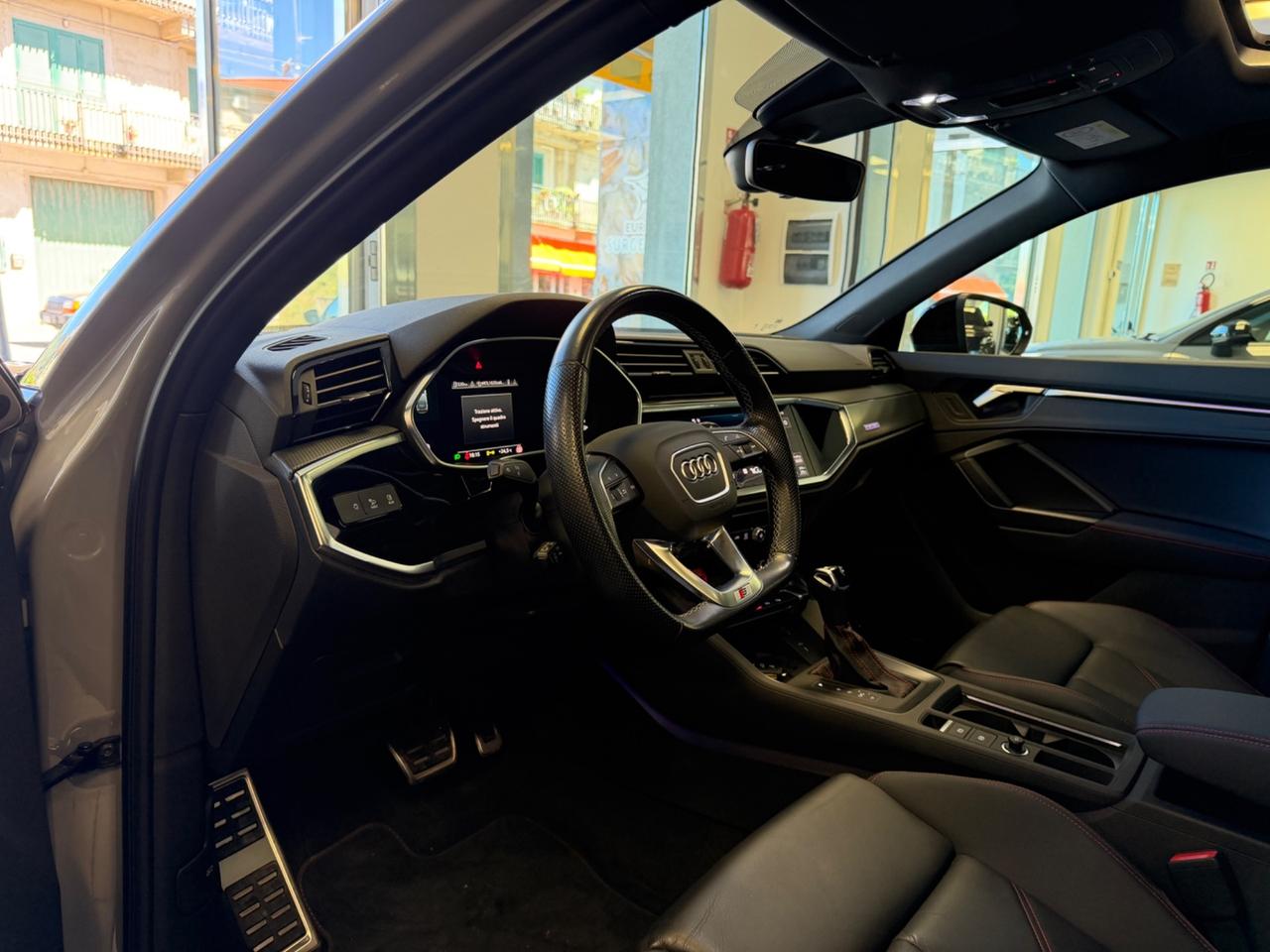 Audi Q3 SPB 40 TDI quattro S tronic Identity Black