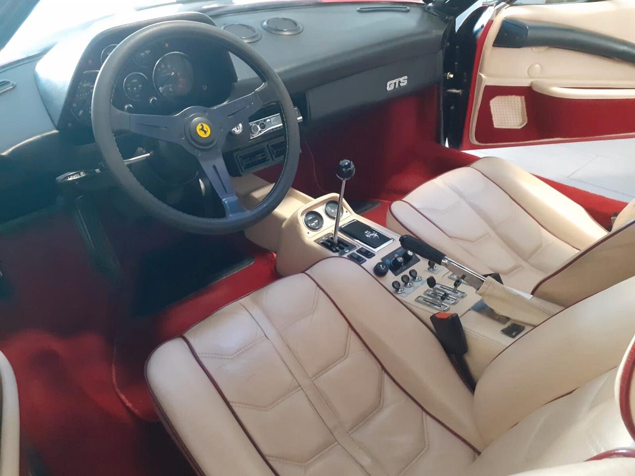 Ferrari 208 GTS Carburatori