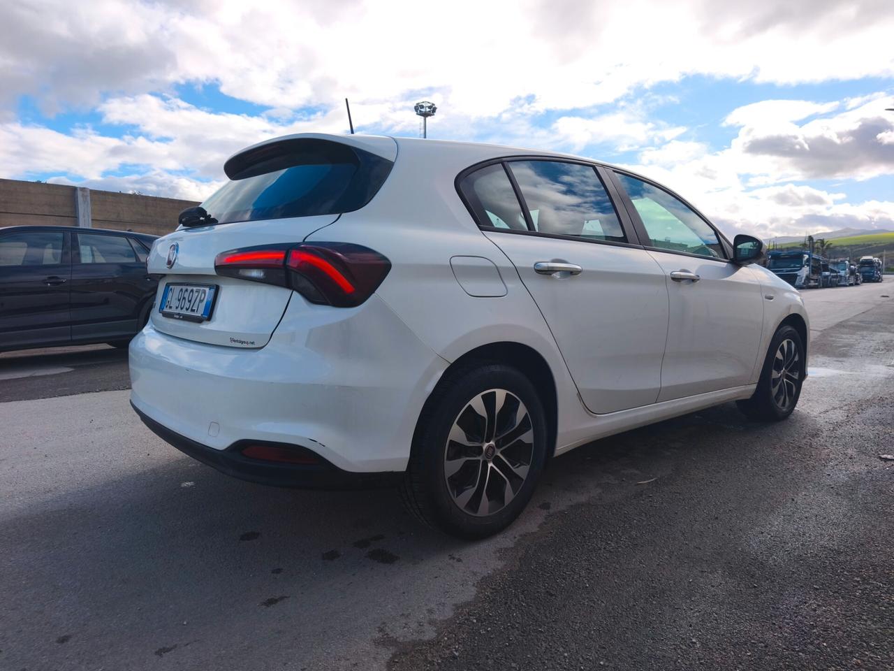 Fiat Tipo 1.6 M-jet 130 CV 5 porte City Life