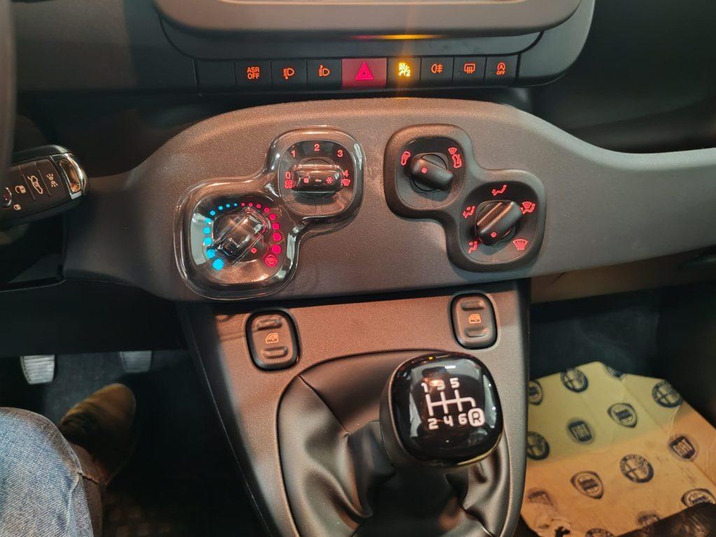 FIAT Panda 1.0 Hybrid 5 POSTI ITALIANA PREZZO REALE