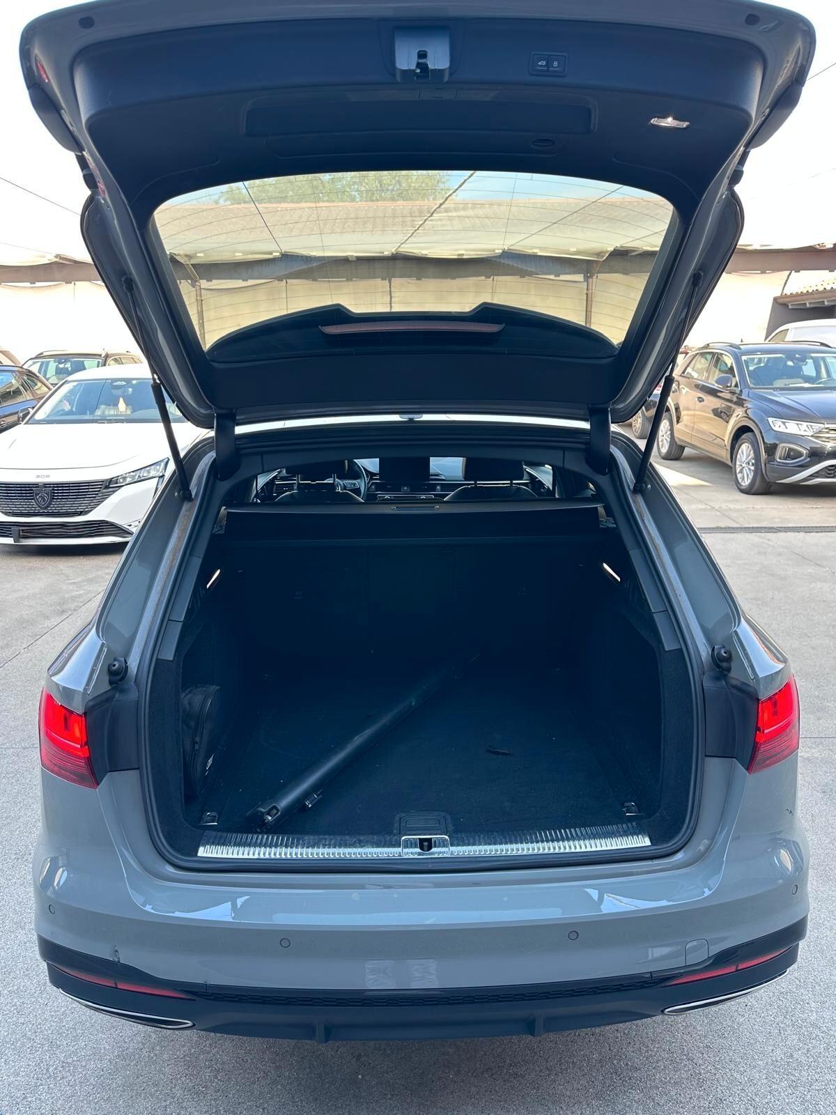 Audi A4 Avant 40 TDI quattro S tronic line edition QuantymGrau UniProprietario