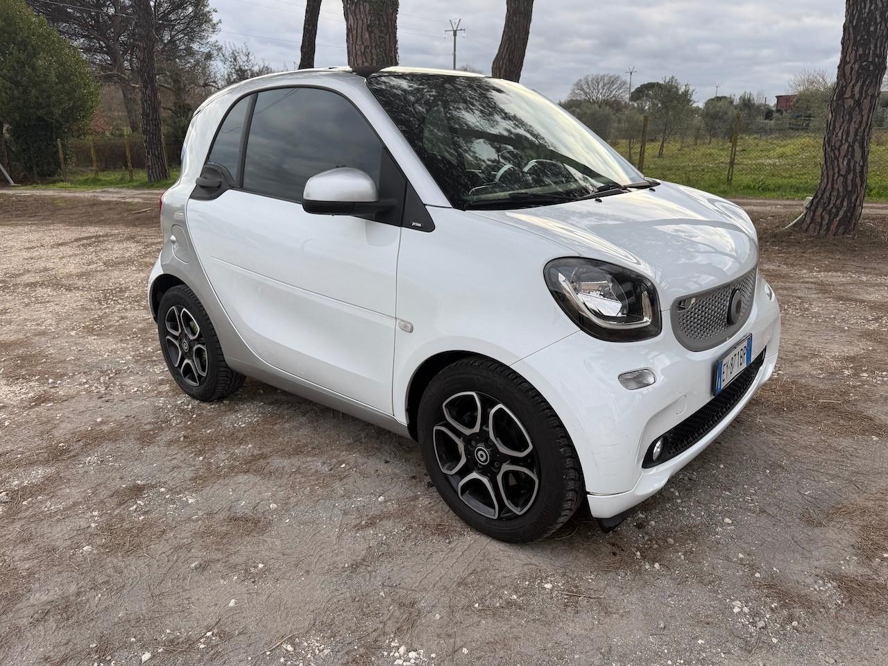 Smart ForTwo 1000 52 kW MHD coupé passion