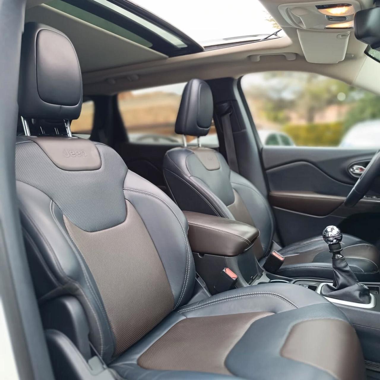 Jeep Cherokee NAVI TETTO STRAFULL