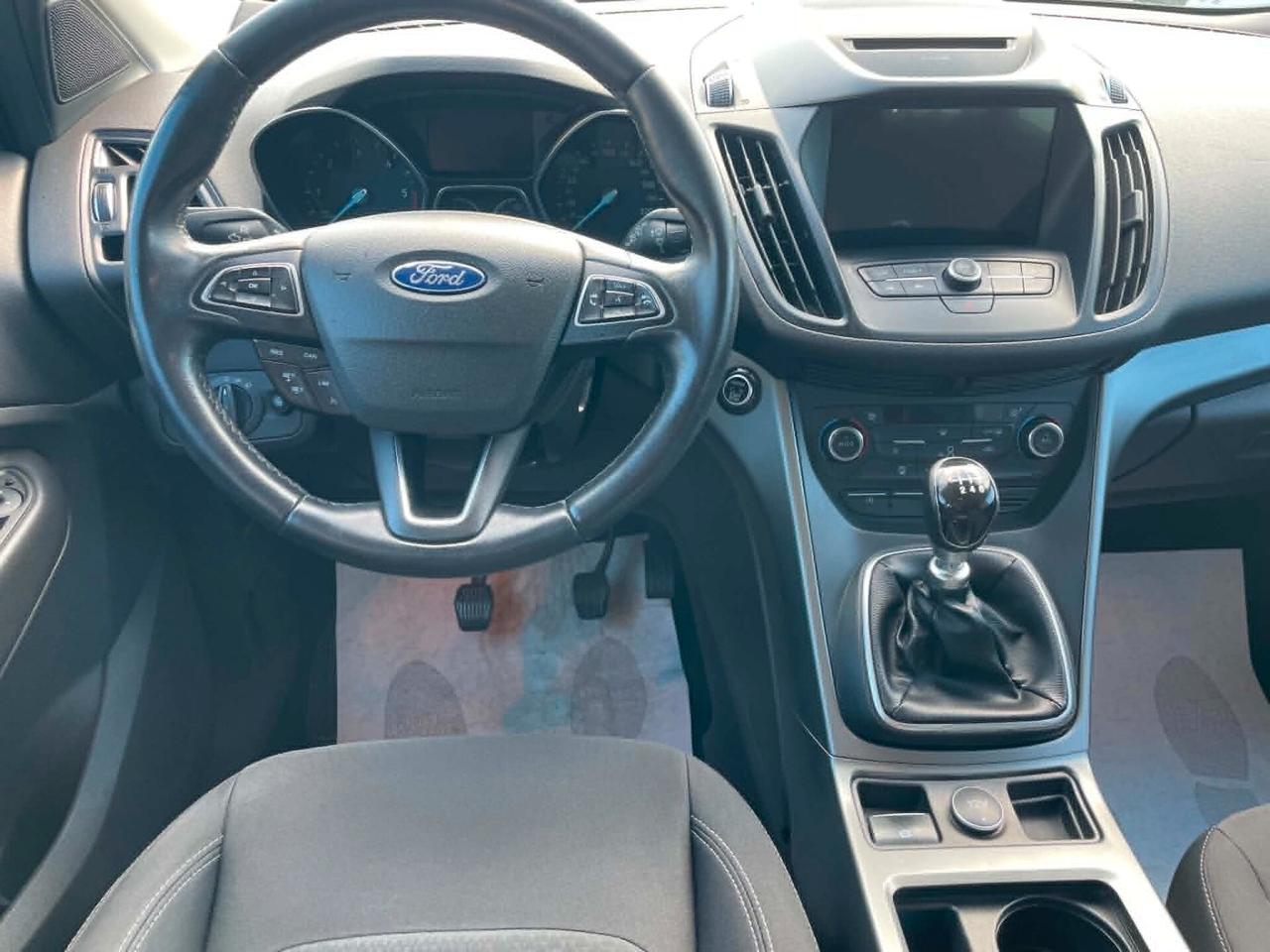 Ford Kuga 1.5 TDCI 120 CV S&S 2WD Business
