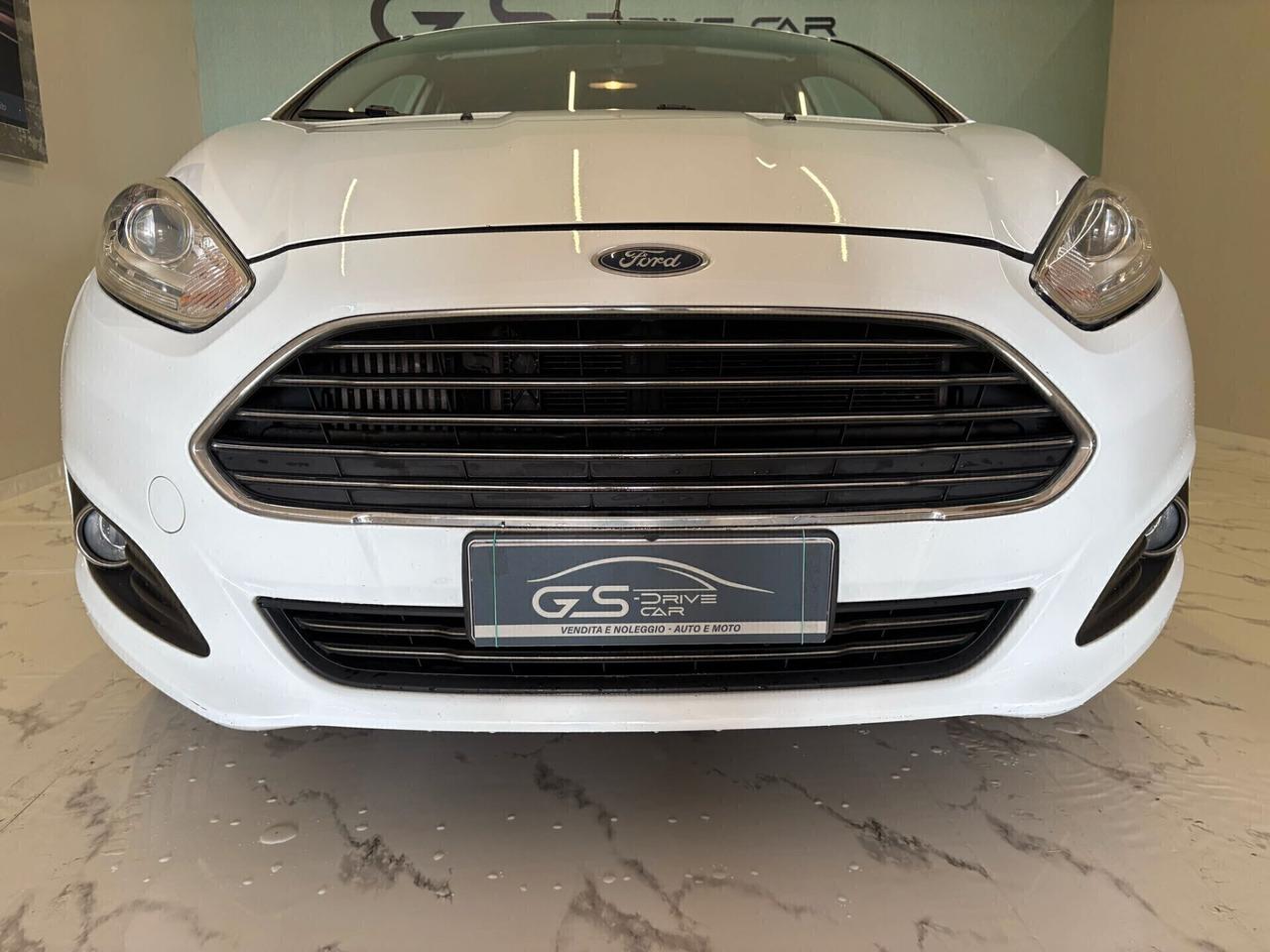 Ford Fiesta 1.5 TDCi 75CV 5 porte Titanium