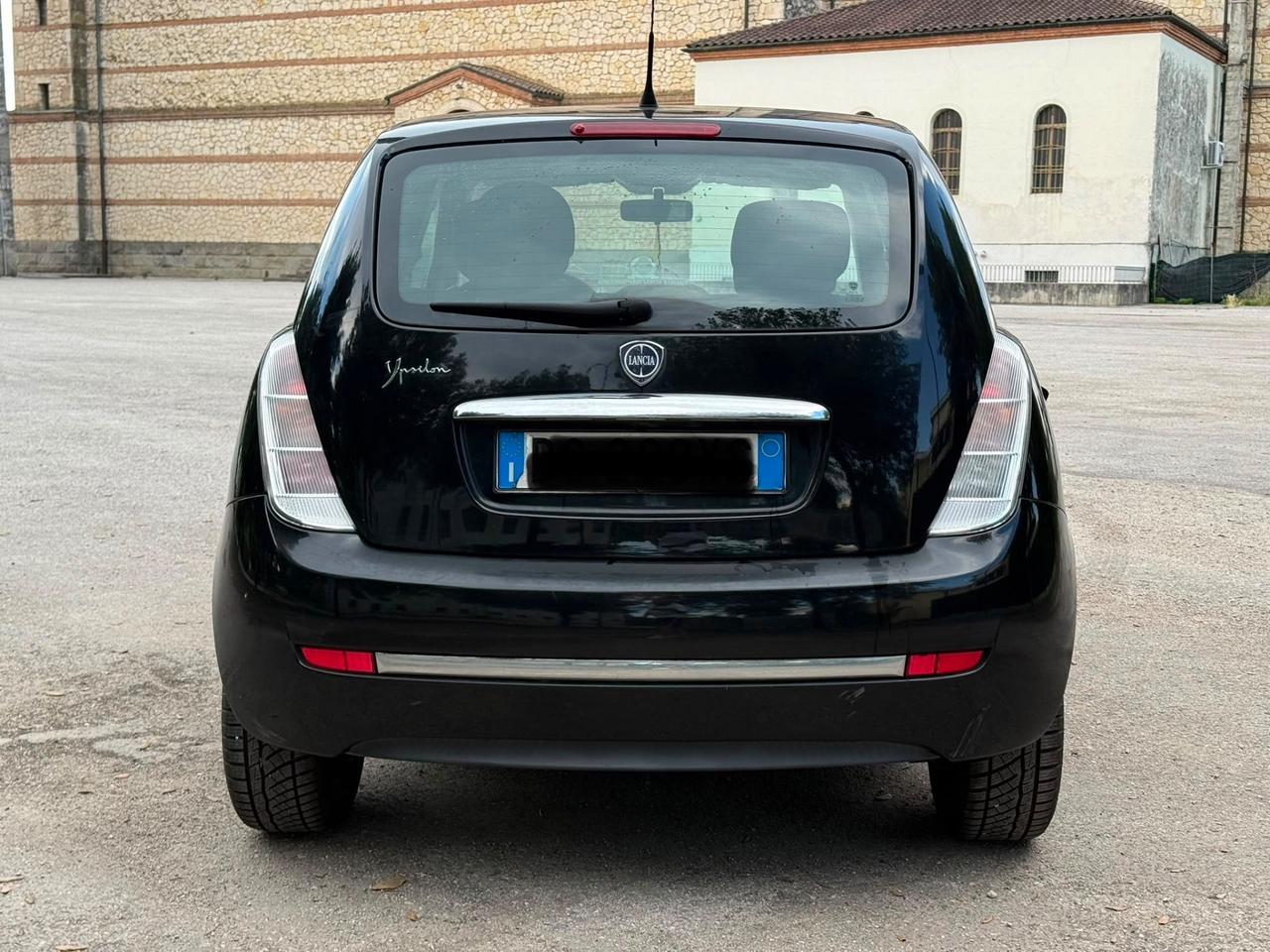 Lancia Ypsilon 1.2 Argento