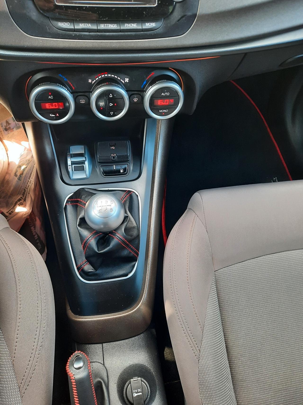 Alfa Romeo Giulietta 1.4 Turbo 120 CV GPL Progression OK NEOPATENTATI