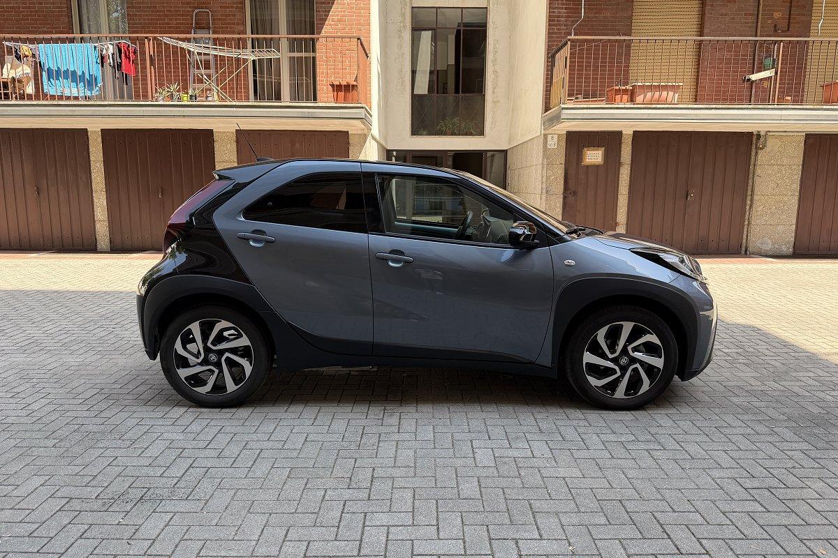 TOYOTA Aygo X 1.0 VVT-i 72 CV 5 porte Trend