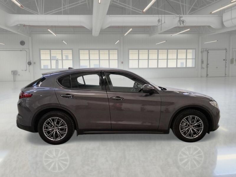 ALFA ROMEO STELVIO 2.2 TURBO DIESEL 160 CV BUSINESS AT8 RWD SUV
