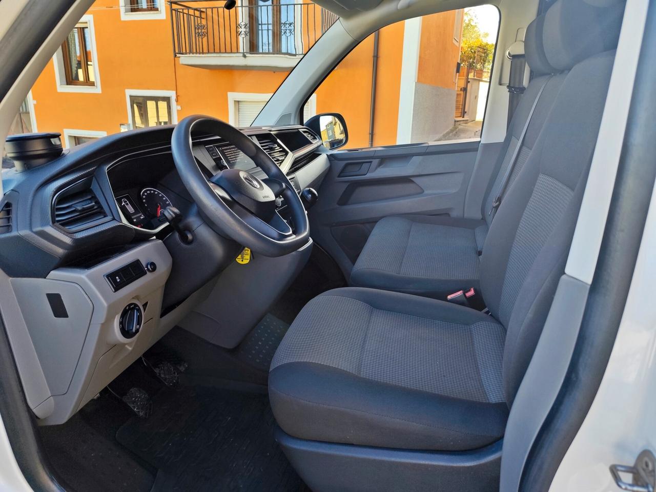 Volkswagen T6.1 Transporter 2.0 TDI 150CV 4Motion-Book Serv.