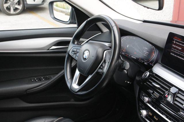 BMW 520 d 48V xDrive Touring Business UNICOPROP. PELLE.