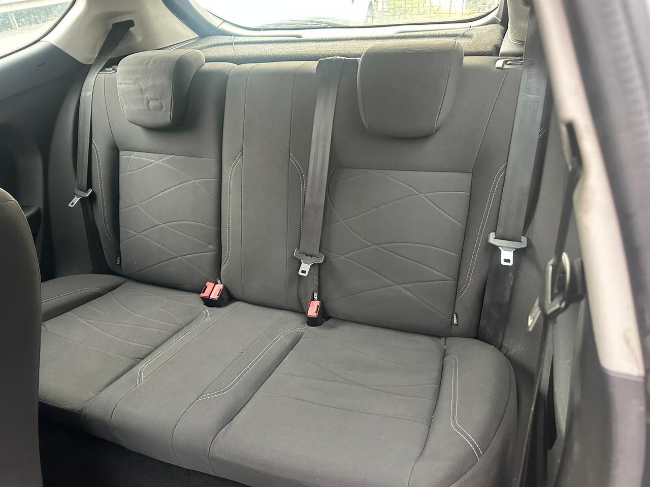 Ford Fiesta 1.4 5 porte Bz.- GPL