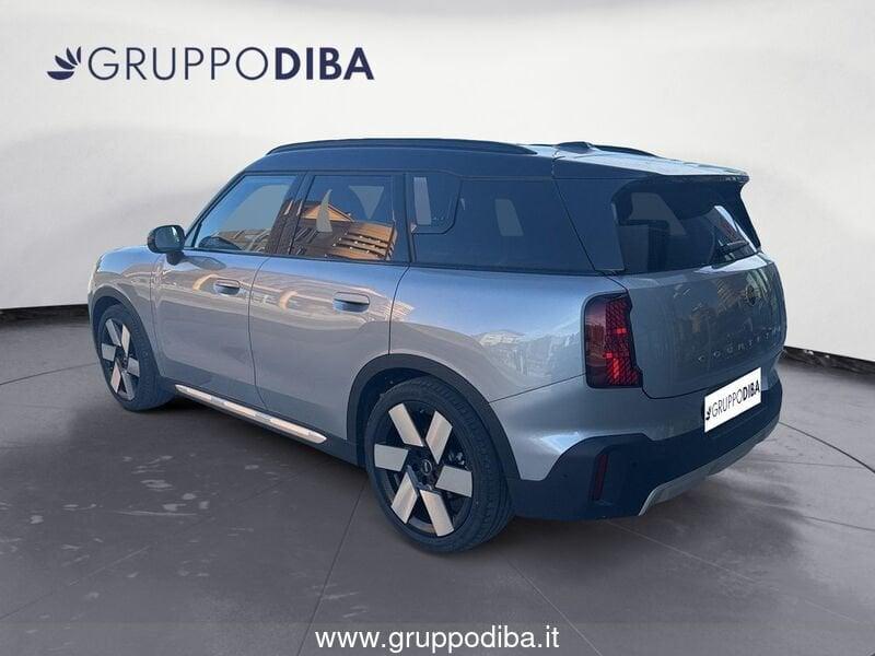 MINI Mini Countryman U25 Mini Countryman SE Favoured all4