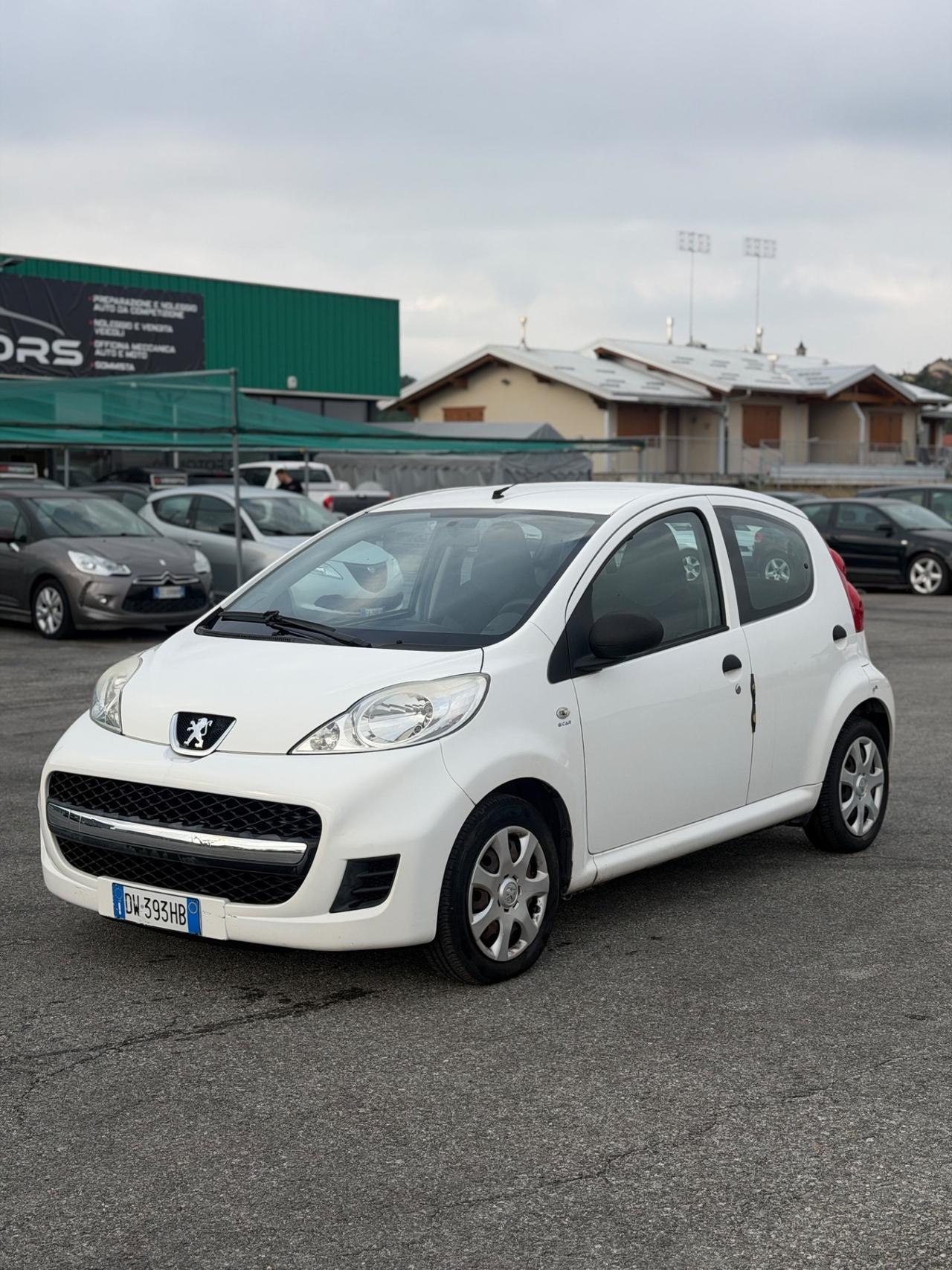 Peugeot 107 1.0 68CV 5p. Sweet Years
