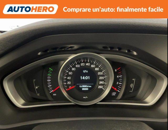 VOLVO V40 Cross Country D2 Business