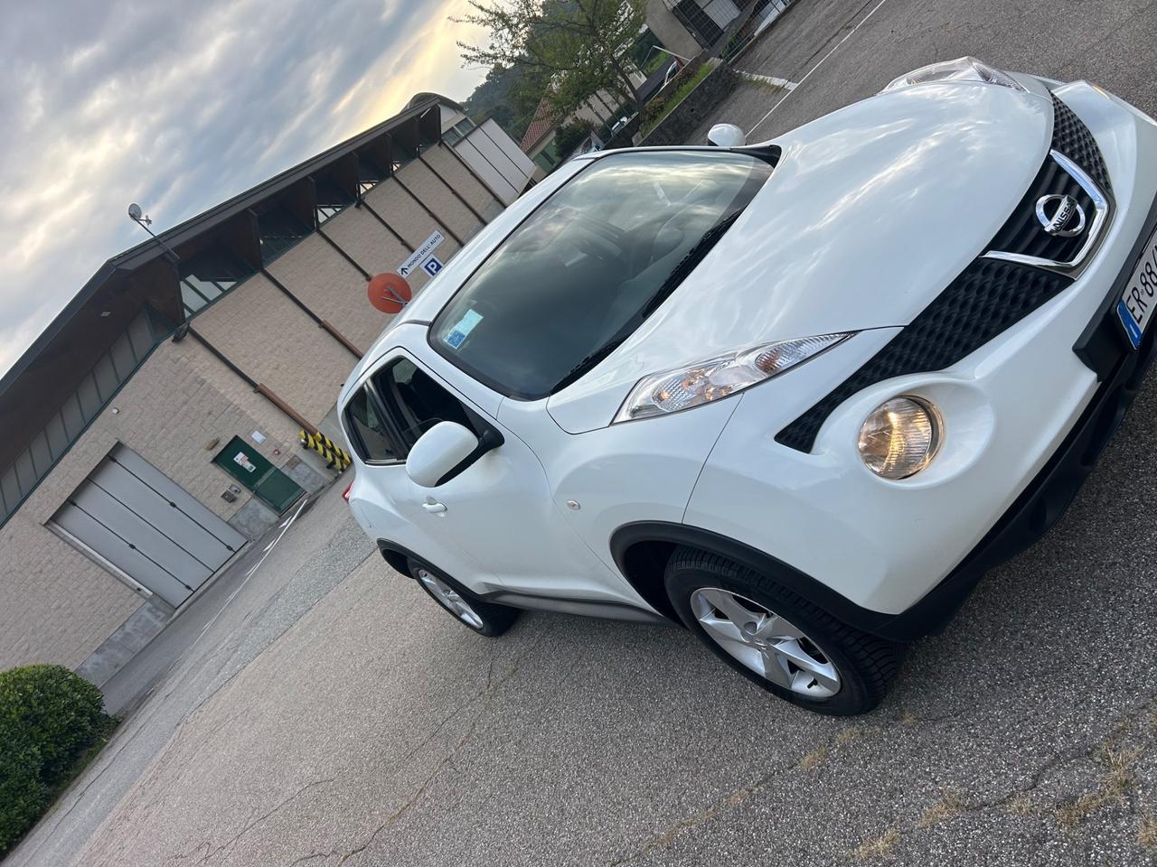 Nissan Juke 1.6 Acenta