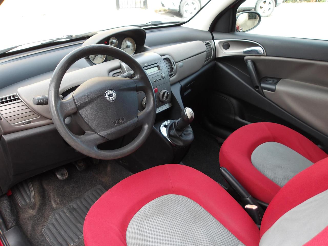 Lancia Ypsilon 3 Porte Ypsilon 1.3 mjt Argento