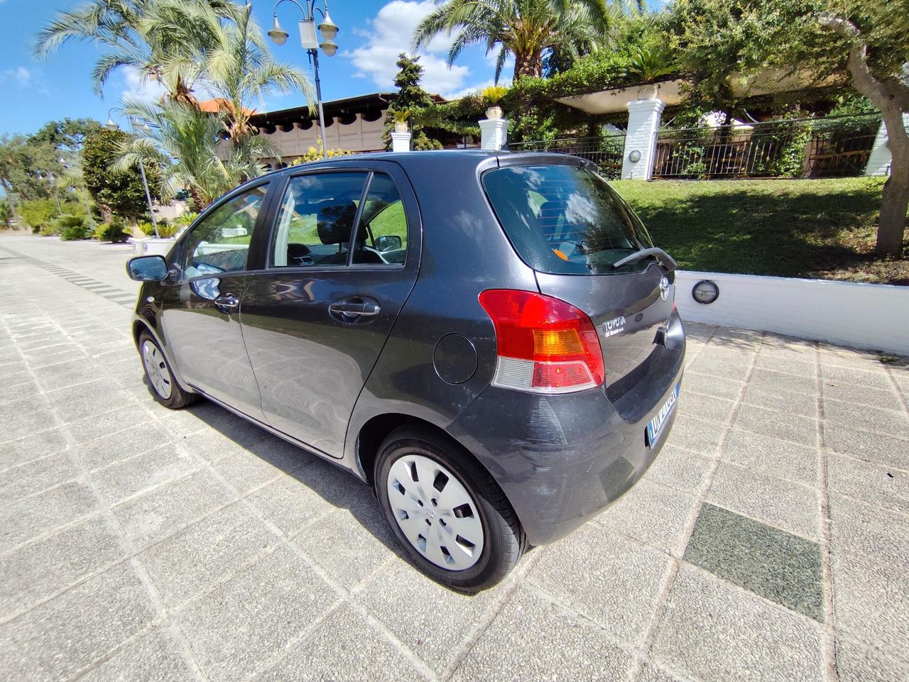Toyota Yaris 1.3 5 porte Sol