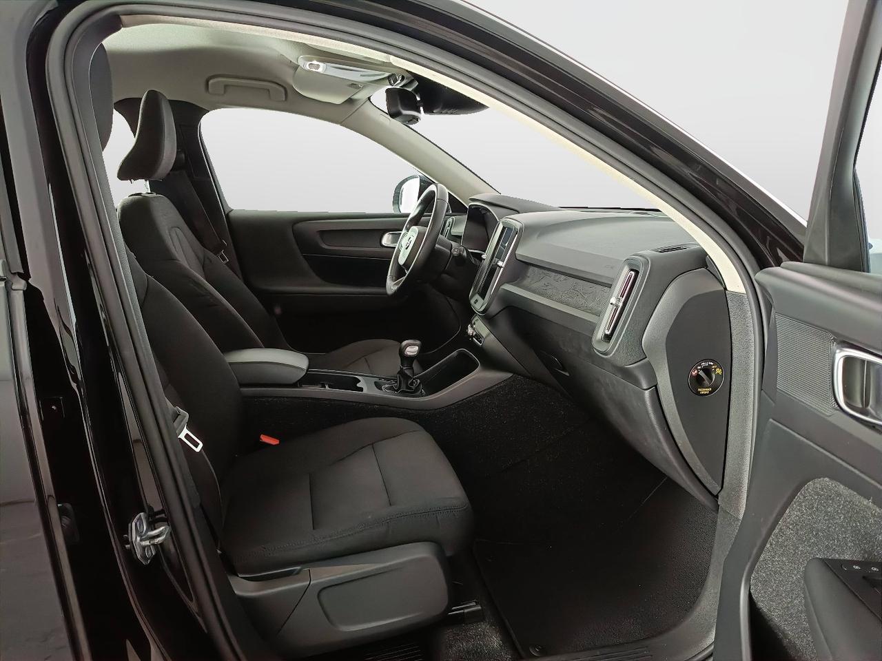 VOLVO XC40 - XC40 2.0 d3