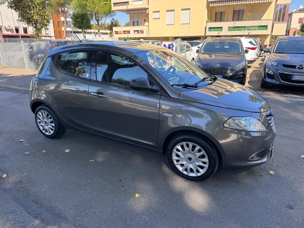 Lancia y 1.2 69 CV 5 p GPL neopaten garanzia 12 mesi