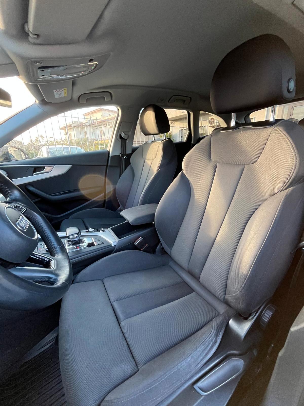 Audi A4 Avant 40 g-tron S tronic Design