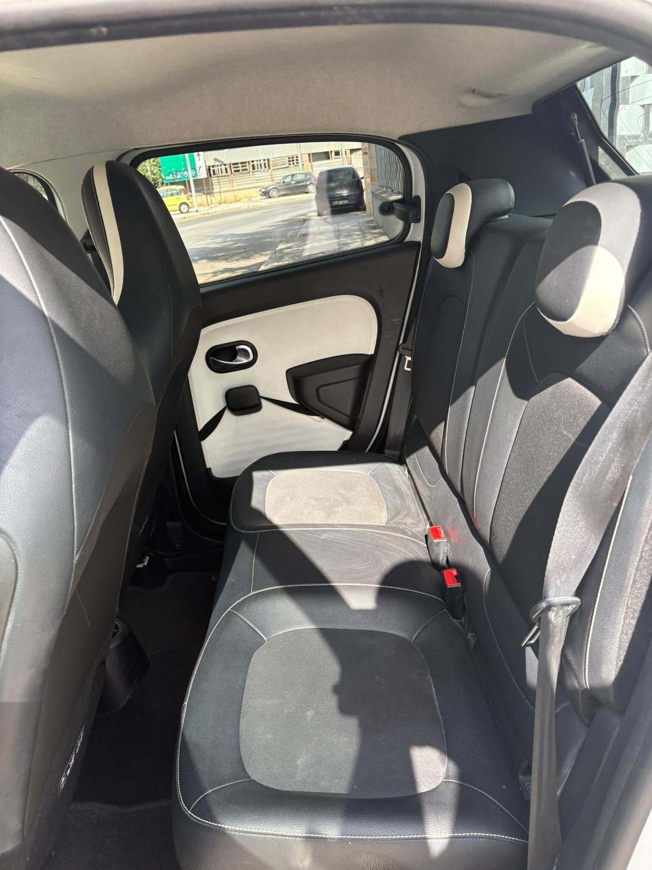 Renault Twingo 1.0 cambio automatico