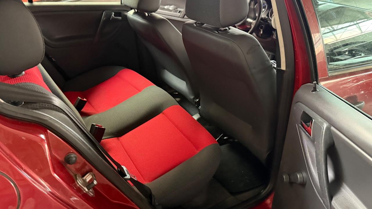 Volkswagen Polo 1.0 cat 5 porte