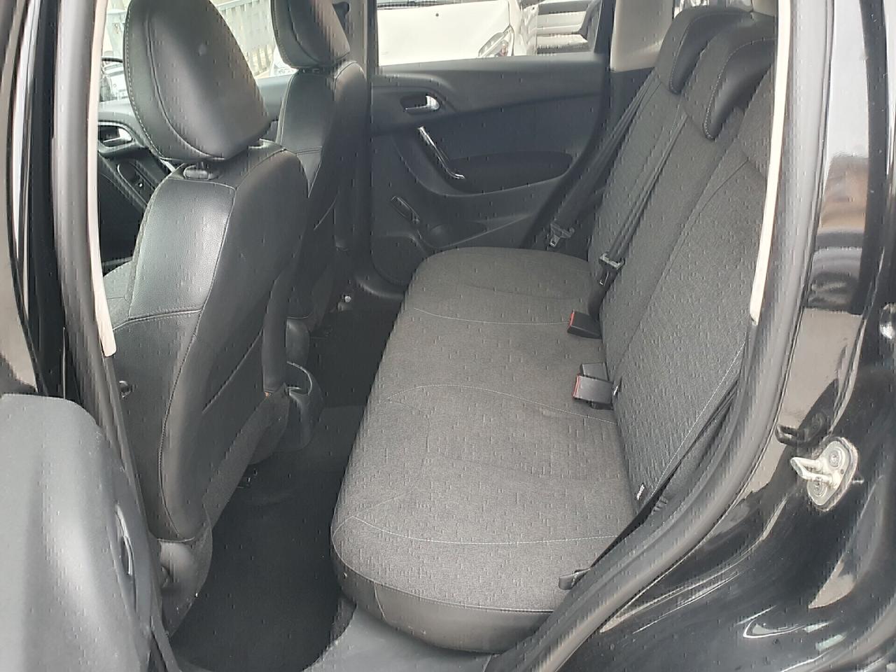 Citroen C3 1.4 HDi 70 Exclusive Neopatent 2015