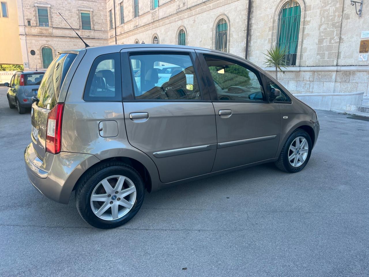 Fiat Idea 1.3 Multijet 16V 90 CV Emotion