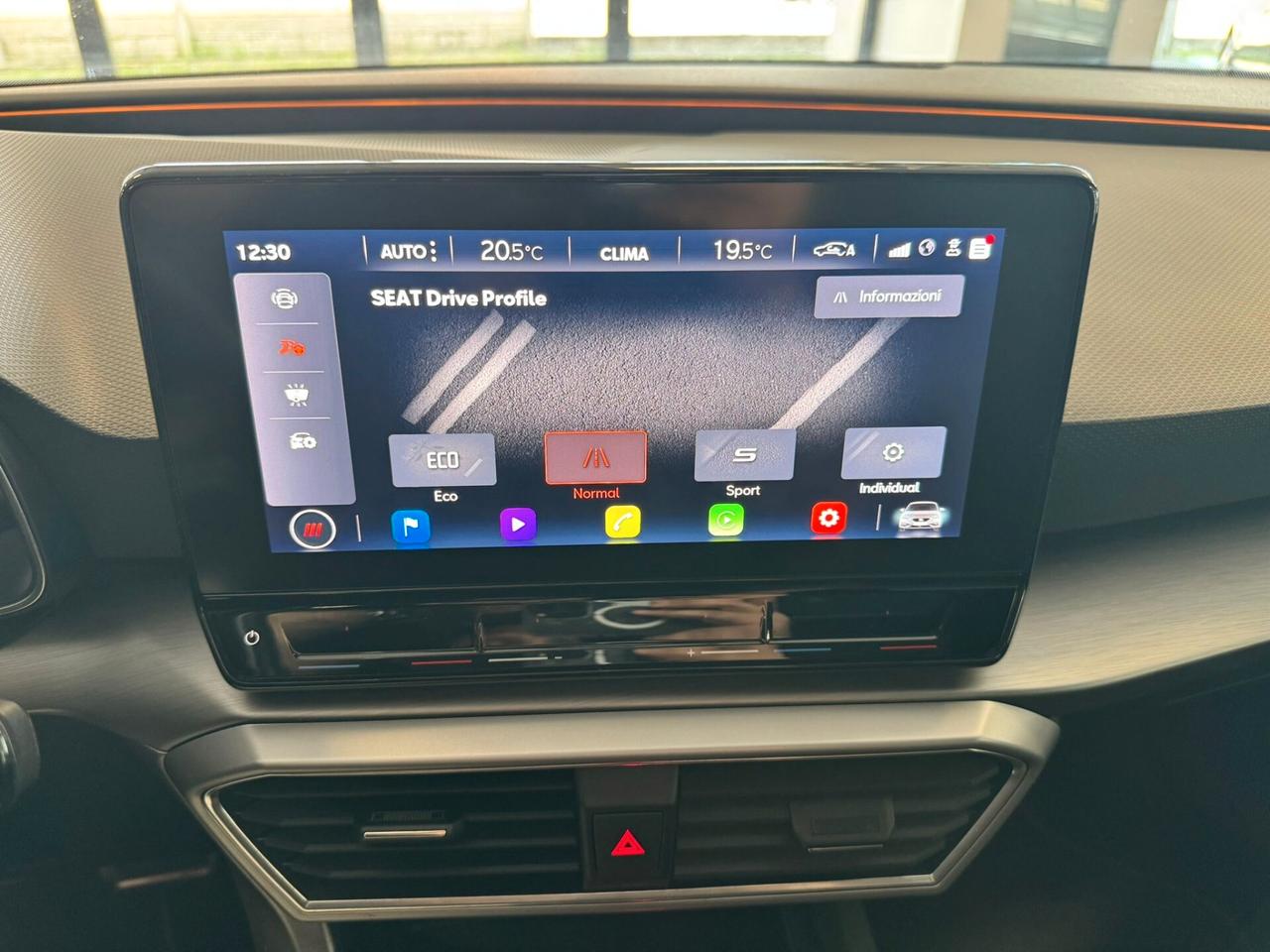 Seat Leon 1.5 hybrid 150 CV DSG FR