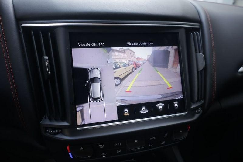 Maserati Levante Maserati Levante V8 580 CV AWD Trofeo Unicoproprietario