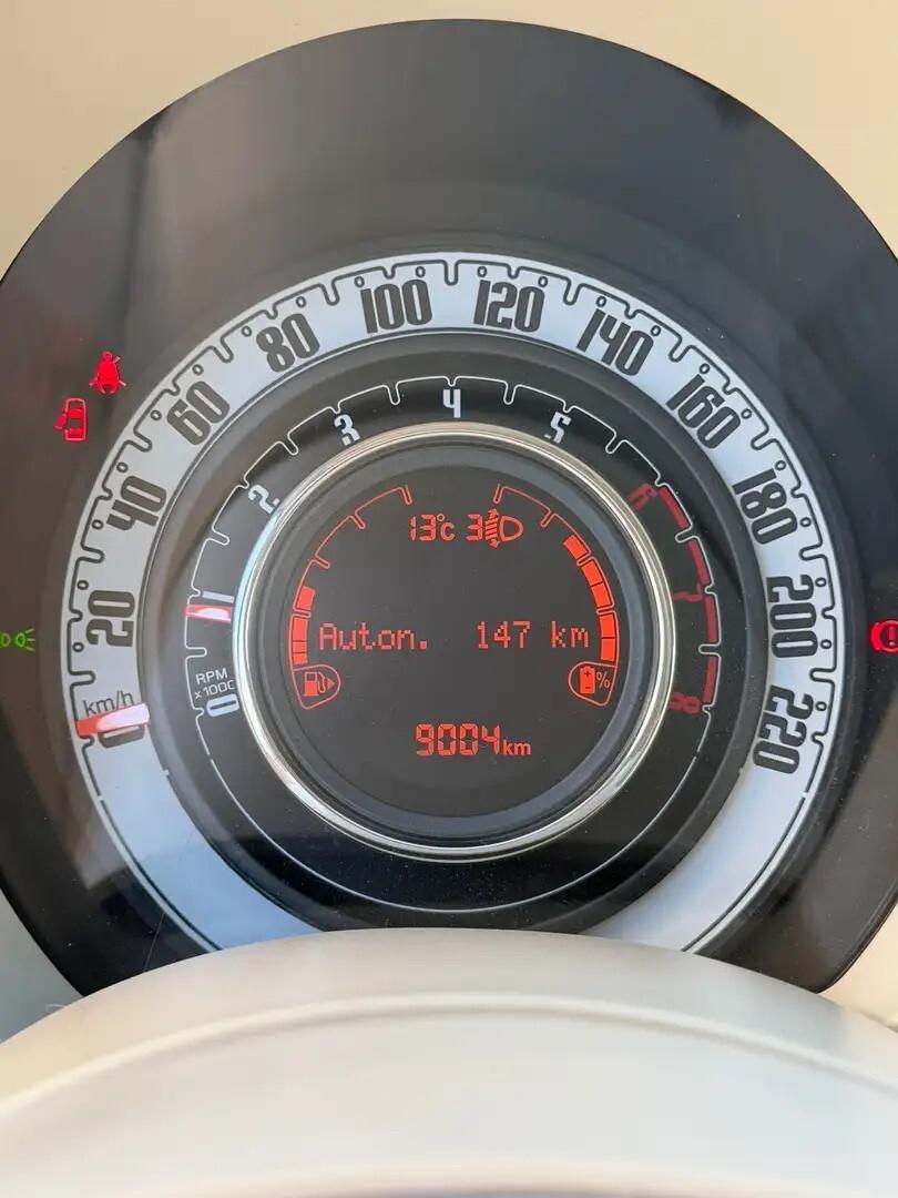 Fiat 500 1.0 Hybrid Red