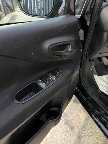 FIAT Punto 1.4 8V 5 porte Natural Power Street